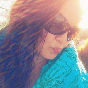 Meet your Posher, Hillary